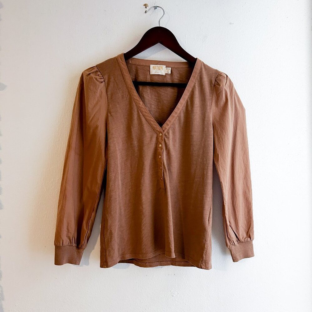 Nation Los Angeles Camel/Tan V-Neck Cotton Henley Top SZ XS - Picture 4 of 7